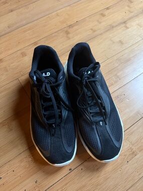 RAD One Shoes in Black/White